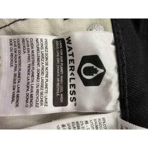 Levi 522 Slim Shorts Mens 30" Black Cutoff NWT - Picture 11 of 11